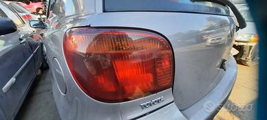 TOYOTA YARIS 2003 - STOP POSTERIORE SINISTRO