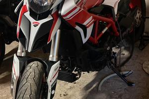 DUCATI HYPERMOTARD 939