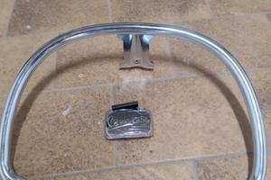 maniglia posteriore vespa 300 più placchetta
