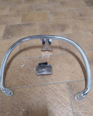 maniglia posteriore vespa 300 più placchetta