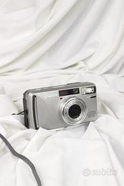 Macchina Fotografica Analogica Yashica Zoomate 90w