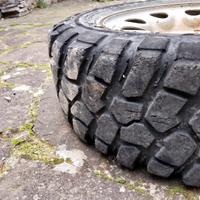 4 Cerchi e gomme vitara