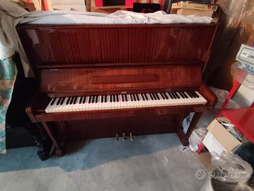 Pianoforte verticale Petrof 88 tasti 