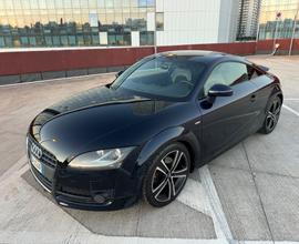 Audi TT Coupé 2.0 TFSI LEGGI ANNUNCIO