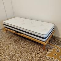 Letto una piazza con rete motorizzata e materasso