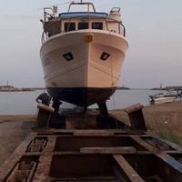 Barca da pesca con licenza 1gt mis. 9x2,80