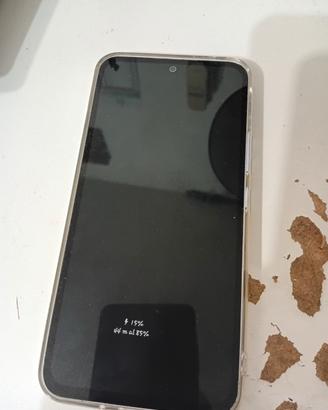 Samsung A54 di colore bianco