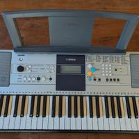 Tastiera elettronica YAMAHA PSR E323