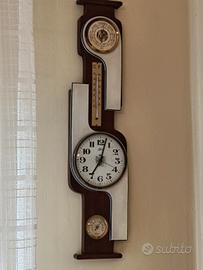 Orologio e barometro