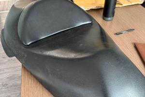 Sella burgman UH 125 150 dal 02 al 06