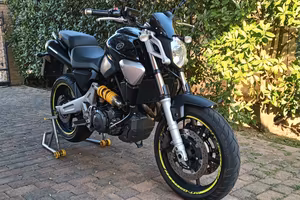  Yamaha MT03 2006