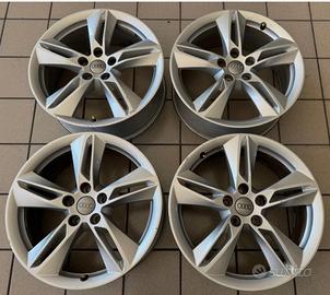 CERCHI IN LEGA AUDI Q3 18 ORIGINALI 