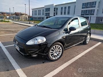 GRANDE PUNTO 1.3 MULTIJET LEGGI