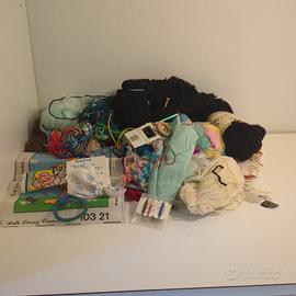 Lotto Vintage Lana e Materiale per Maglia e Cucito