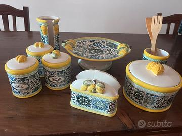 Set cucina in ceramica