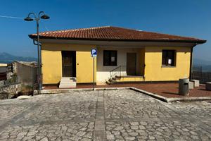 Struttura residenziale centro paese