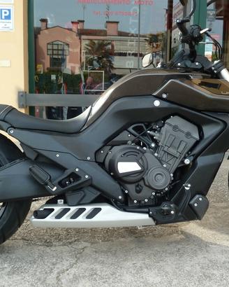 Benda Motorcycles LFC 700 PRO