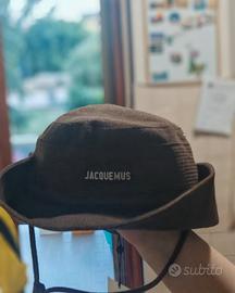 Le Bob Gadjo di Jacquemus, 