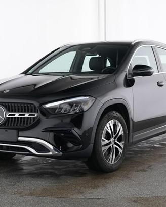 MERCEDES-BENZ GLA 180 Automatic Progressive Adva