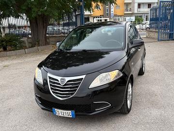 Lancia Ypsilon 1.2 69 CV 5 porte GPL Ecochic Gold