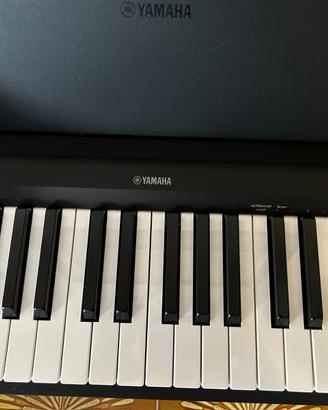 Pianoforte digitale Yamaha + Accessori