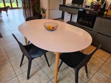 Tavolo da cucina  da 110 cm allungabile fino a 2 m