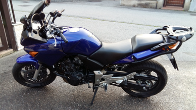 Honda cbf 600