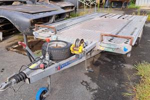 Carrello rimorchio trasporto auto