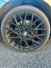 Cerchi e gomme bmw