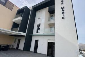 Appartamento di 114 m² con 3 locali e box auto a V