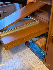 Mobile con scrivania a ribalta