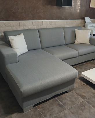 Divano salotto moderno