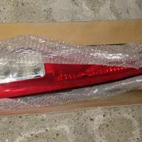 fanale posteriore dx Ford fusion