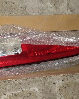 fanale posteriore dx Ford fusion