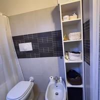 ENHET Mobile alto con ripiani- colonna bagno