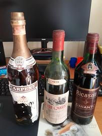 Bottiglie liquori e vino vintage