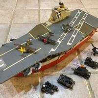 Micro Machine Portaerei + Mezzi militari