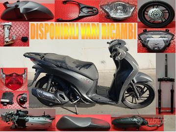 HONDA SH 125i ANNO 2016 x RICAMBI