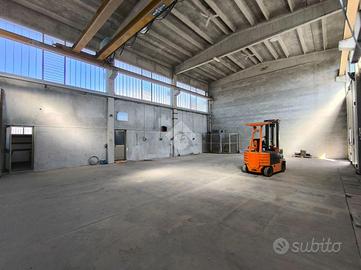 CAPANNONE A RESCALDINA