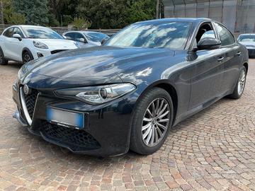 Alfa Romeo Giulia 2.2 Turbodiesel 190 CV AT8 Super