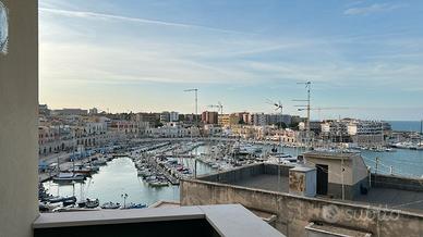 Bilocale vista mare a Bisceglie - arredato