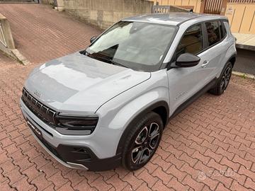Jeep Avenger 1.2 e-Hybrid 110 cv MHEV Summit