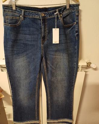 jeans da donna  ,taglia 52 ,Amara ,nuovi 