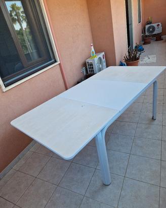 tavolo da esterno