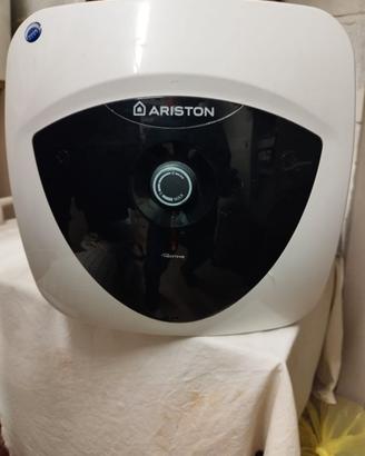 Scaldabagno Ariston