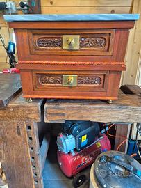 mobiletto con due cassetti