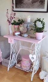 Tavoli su base singer anni 20