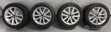 SET DI 4 RUOTE DA NEVE per Audi A3 8P o gruppo VW