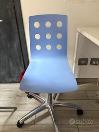 Scrivania con sedia