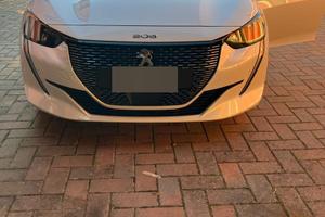Peugeot 208 GT LINE ——57000 km